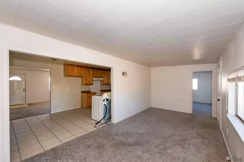 Living - 1400 E 23 St, Yuma, AZ 85365 photo 4 of 7