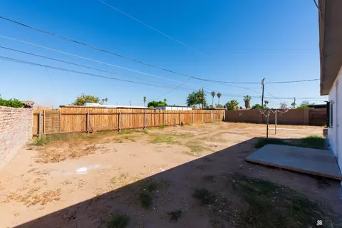 Exterior - 1400 E 23 St, Yuma, AZ 85365 photo 4 of 5
