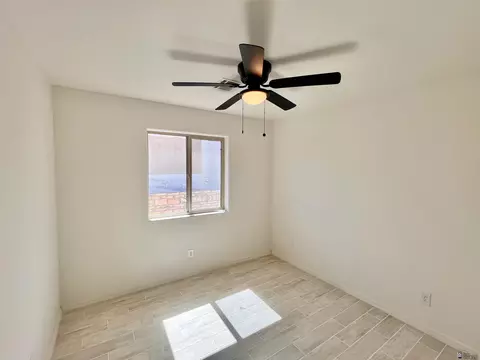 Bedroom - 12589 E 35 Pl, Yuma, AZ 85367 photo 7 of 12