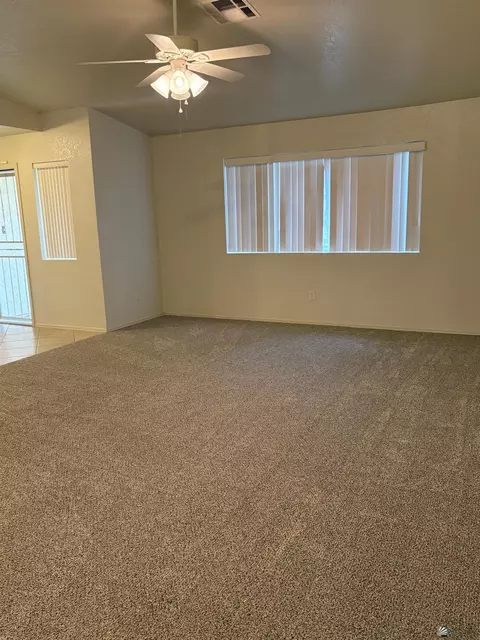 Living - 11251 E 25 Pl, Yuma, AZ 85367 photo 2 of 3
