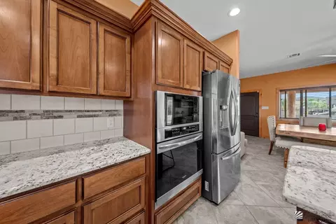 Kitchen - 12709 E 49 St, Yuma, AZ 85367 photo 6 of 6