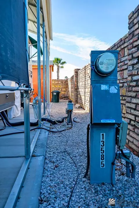 13585 E 48 Dr, Yuma, AZ 85367 photo 6