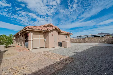 Exterior - 14379 E 53 Dr, Yuma, AZ 85367 photo 3 of 5