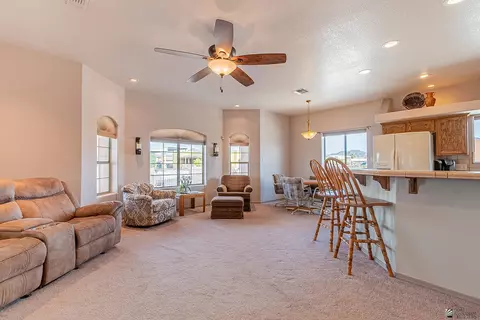 Living - 14379 E 53 Dr, Yuma, AZ 85367 photo 2 of 2