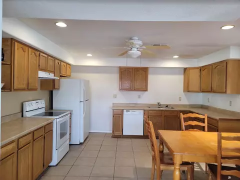 Kitchen - 13141 E 42 Dr, Yuma, AZ 85367 photo 1 of 3