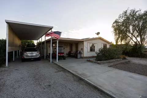 13467 E 46 Dr, Yuma, AZ 85367 photo 2