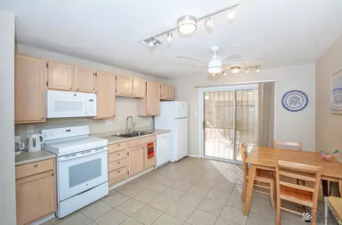 Kitchen - 13179 E 51 St, Yuma, AZ 85367 photo 1 of 3