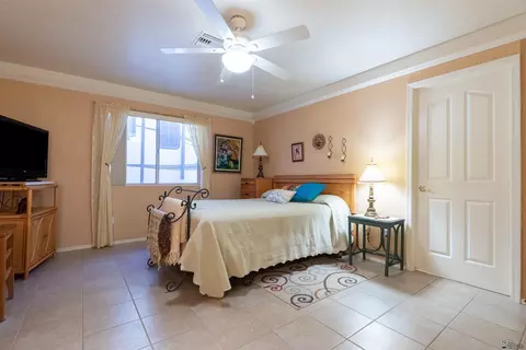 Bedroom - 13365 E 55 Ln, Yuma, AZ 85367 photo 2 of 6