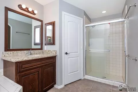 Bath - 6257 E 47 St, Yuma, AZ 85365 photo 5 of 5
