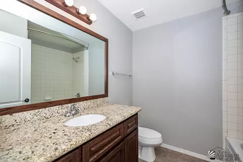Bath - 6257 E 47 St, Yuma, AZ 85365 photo 2 of 5