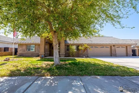 Exterior - 6257 E 47 St, Yuma, AZ 85365 photo 8 of 9