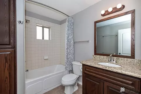 Bath - 6257 E 47 St, Yuma, AZ 85365 photo 1 of 5