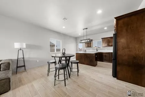 Dining - 10778 E 45 Ln, Yuma, AZ 85367 photo 1 of 1