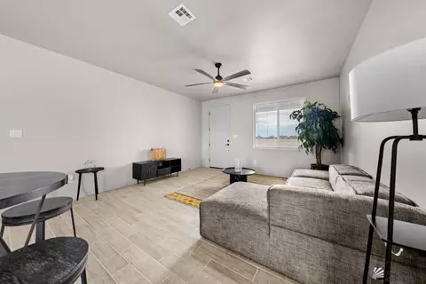 Living - 10778 E 45 Ln, Yuma, AZ 85367 photo 2 of 2