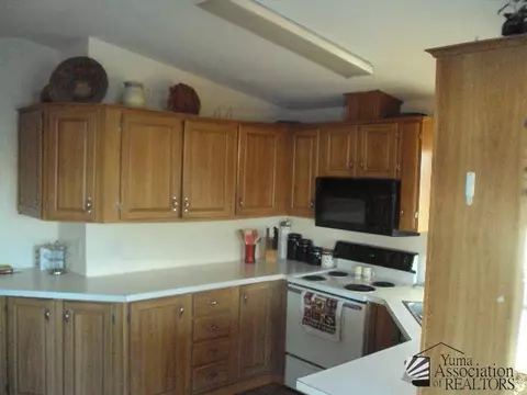 13563 E 54 Dr, Yuma, AZ 85367 photo 3