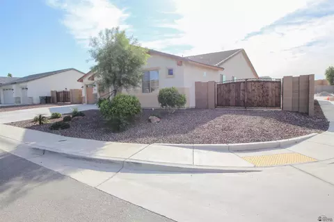 Exterior - 11731 E 26 St, Yuma, AZ 85367 photo 3 of 7