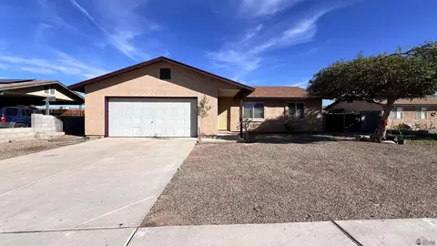 3769 S Desert Air Dr, Yuma, AZ 85365