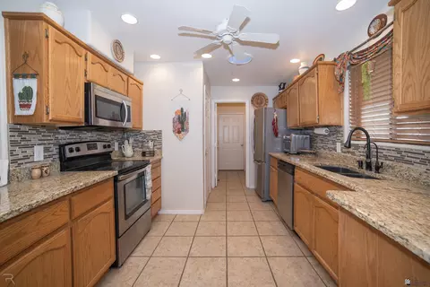 13668 E 49 Dr, Yuma, AZ 85367 photo 10