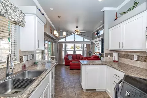 13714 E 48 Dr, Yuma, AZ 85367 photo 8