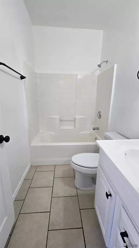Bath - 10294 S Fall Ave, Yuma, AZ 85365 photo 4 of 4