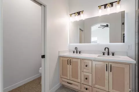 Bath - 7871 E 35 St, Yuma, AZ 85365 photo 2 of 4