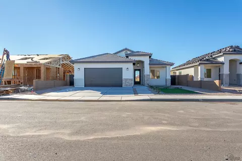 Exterior - 7871 E 35 St, Yuma, AZ 85365 photo 4 of 7