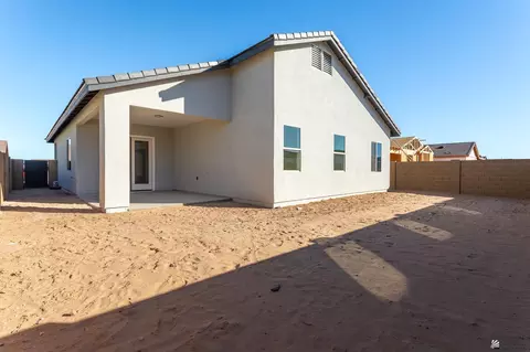 Exterior - 7871 E 35 St, Yuma, AZ 85365 photo 5 of 7
