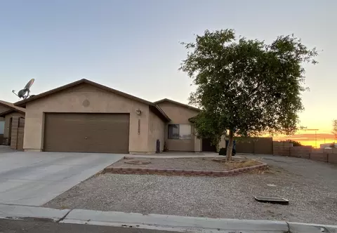 10310 S Typhoon Ave, Yuma, AZ 85365