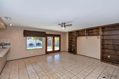 Living - 2135 E 26 Way, Yuma, AZ 85365 photo 1 of 6