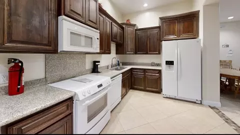Kitchen - 4825 E 47 St, Yuma, AZ 85365 photo 6 of 6