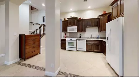 Kitchen - 4825 E 47 St, Yuma, AZ 85365 photo 5 of 6