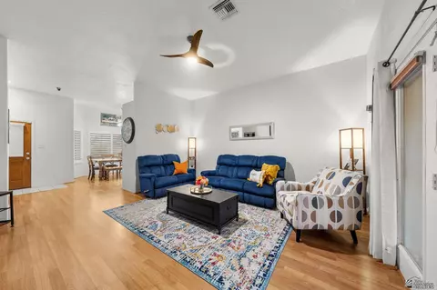 Living - 10690 E 38 St, Yuma, AZ 85365 photo 1 of 3