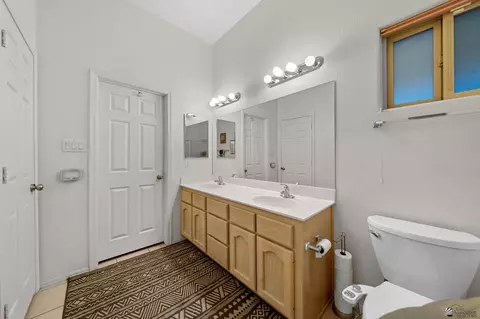 Bath - 10690 E 38 St, Yuma, AZ 85365 photo 2 of 4