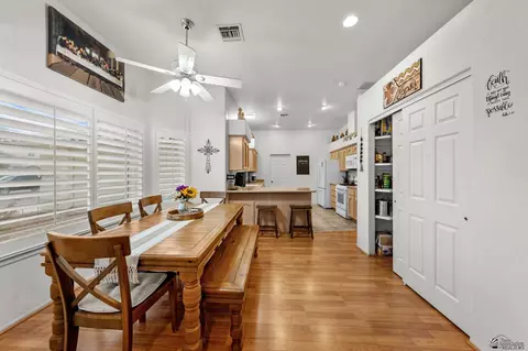 Dining - 10690 E 38 St, Yuma, AZ 85365 photo 2 of 2
