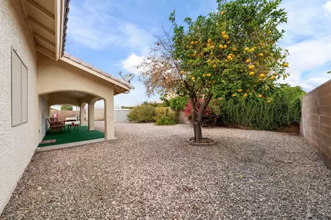 Exterior - 10690 E 38 St, Yuma, AZ 85365 photo 6 of 12