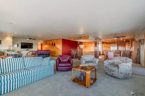 Living - 40219 E County 7 St, Roll, AZ 85347 photo 2 of 3