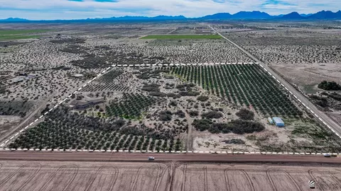 40219 E County 7 St, Roll, AZ 85347