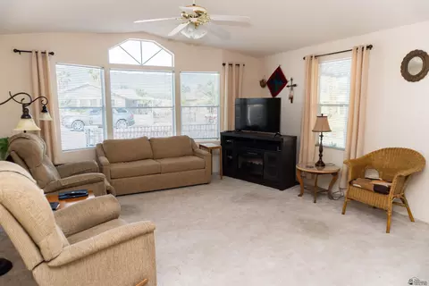 13813 E 47 Dr, Yuma, AZ 85367 photo 5