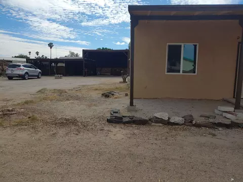 12349 E 37 Pl, Yuma, AZ 85367 photo 2