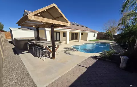 Exterior - 5953 E 39 Pl, Yuma, AZ 85365 photo 5 of 9