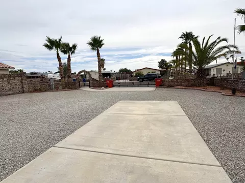 Exterior - 13252 E 54 Dr, Yuma, AZ 85367 photo 13 of 15