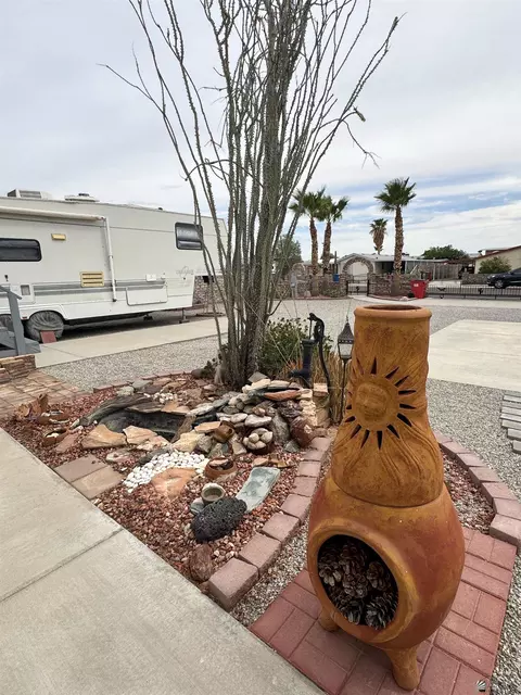 Exterior - 13252 E 54 Dr, Yuma, AZ 85367 photo 10 of 15