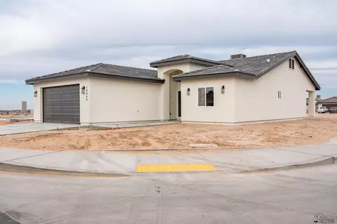 Exterior - 10864 E 46 Pl, Yuma, AZ 85367 photo 5 of 5