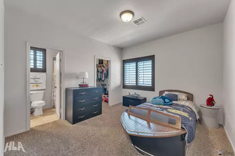 Bedroom - 7846 E 37 Pl, Yuma, AZ 85365 photo 4 of 5