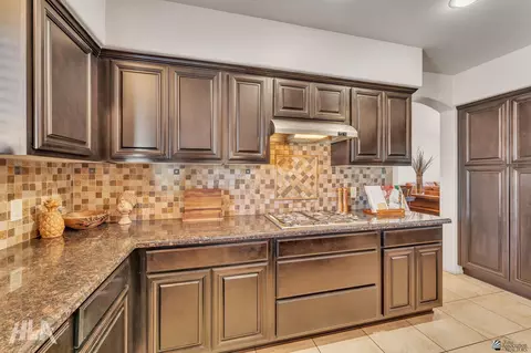 Kitchen - 7846 E 37 Pl, Yuma, AZ 85365 photo 2 of 5