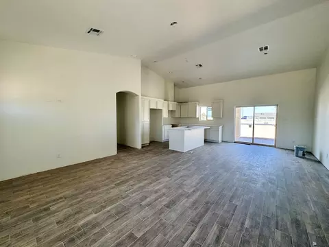 Living - 10578 E 45 St, Yuma, AZ 85367 photo 1 of 1