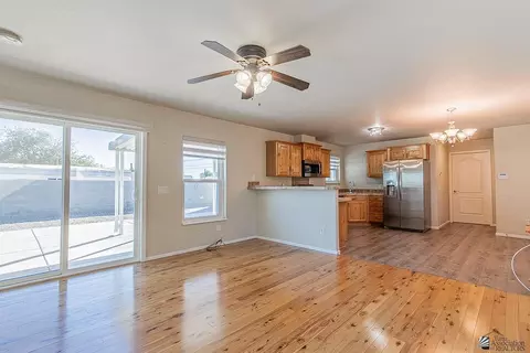 2183 E 14 Pl, Yuma, AZ 85365 photo 2