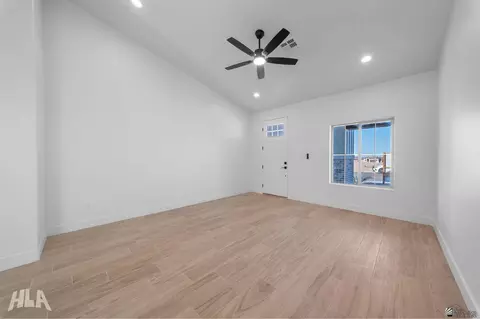 Living - 10641 E 46 Pl, Yuma, AZ 85367 photo 2 of 2