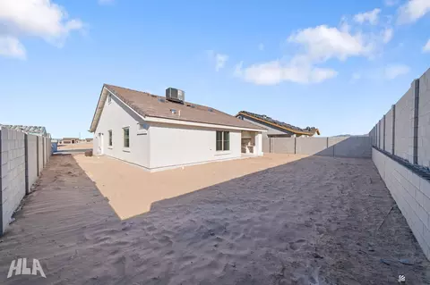 Exterior - 10641 E 46 Pl, Yuma, AZ 85367 photo 6 of 7