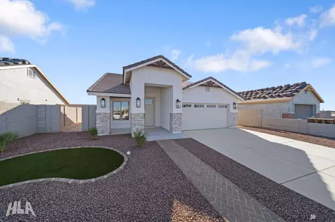 Exterior - 10641 E 46 Pl, Yuma, AZ 85367 photo 2 of 7
